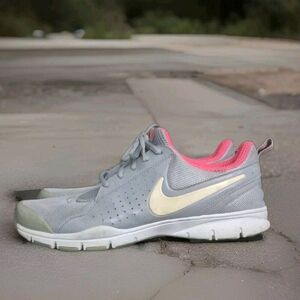 Nike In-Season TR Athletic Running Shoes Women's Size 11